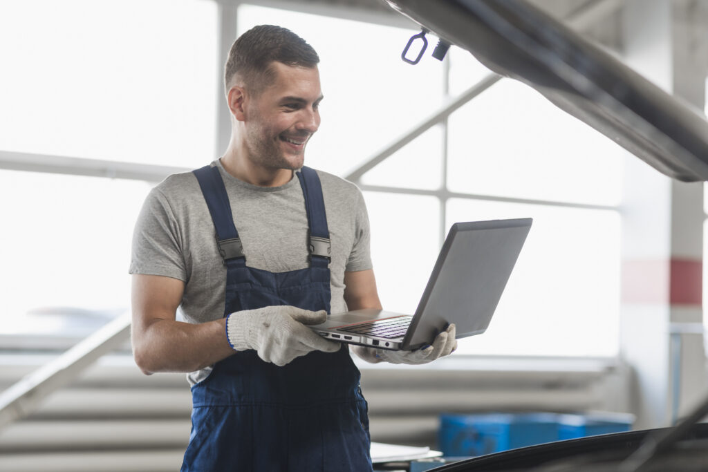 modern-automobile-mechanic-composition